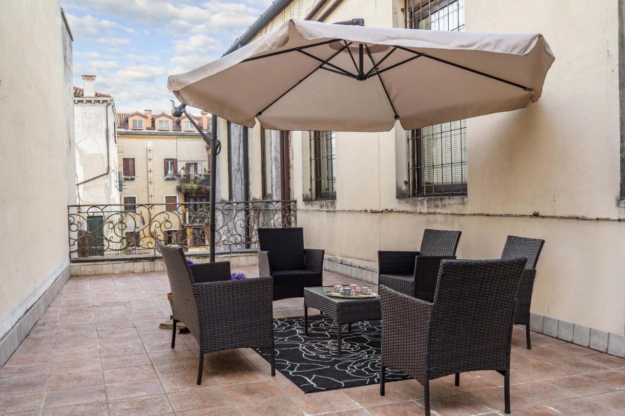 Tolentini Canal View & Terrace By Wonderful Italy 威尼斯 外观 照片